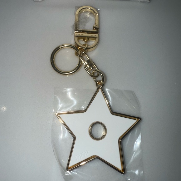 New Dior Gold and White Star keychain or bag charm - Picture 4 of 11